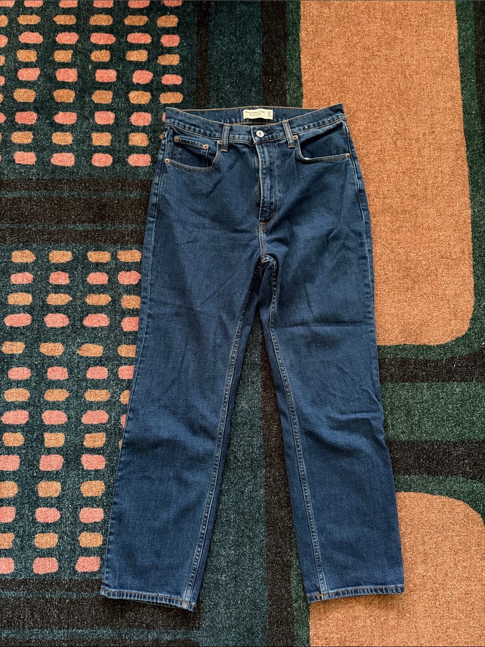 Abercrombie & Fitch “The Ankle Straight” ultra high rise jeans - 28